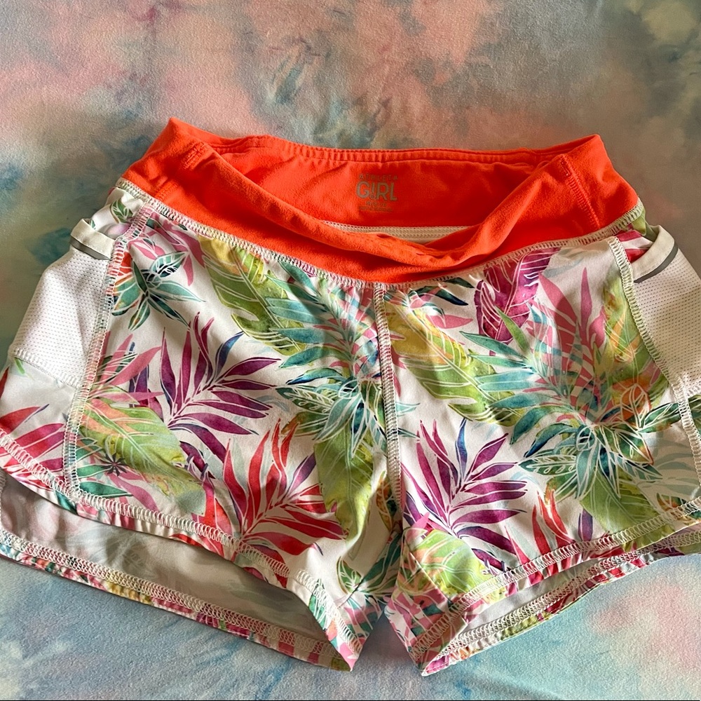 EUC floral multicolor shorts, size M/8-10